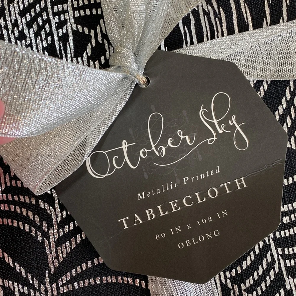 🌼 New October Sky Tablecloth 60” x 102” - Picture 5 of 6